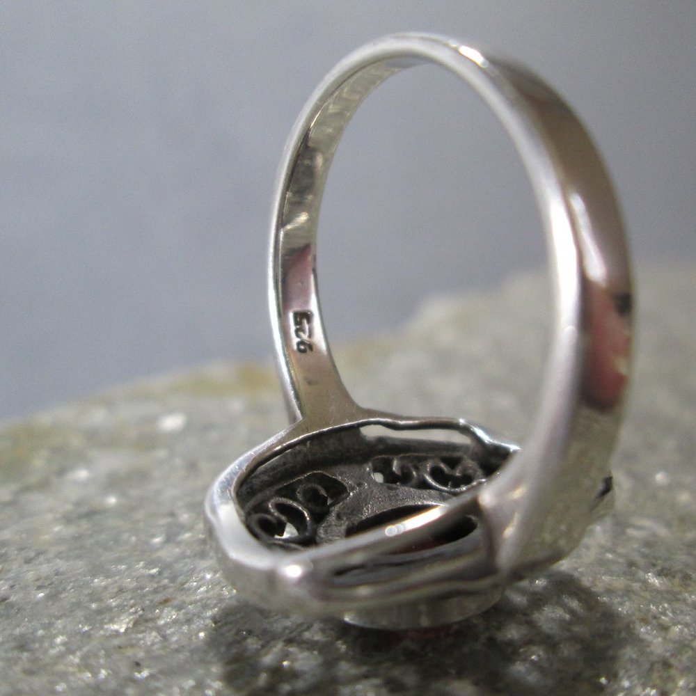 Artisan Oval Cut Garnet Ring, Sterling Silver Sz 8 - Picture 9 of 9